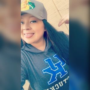 Meet your Posher, Bella